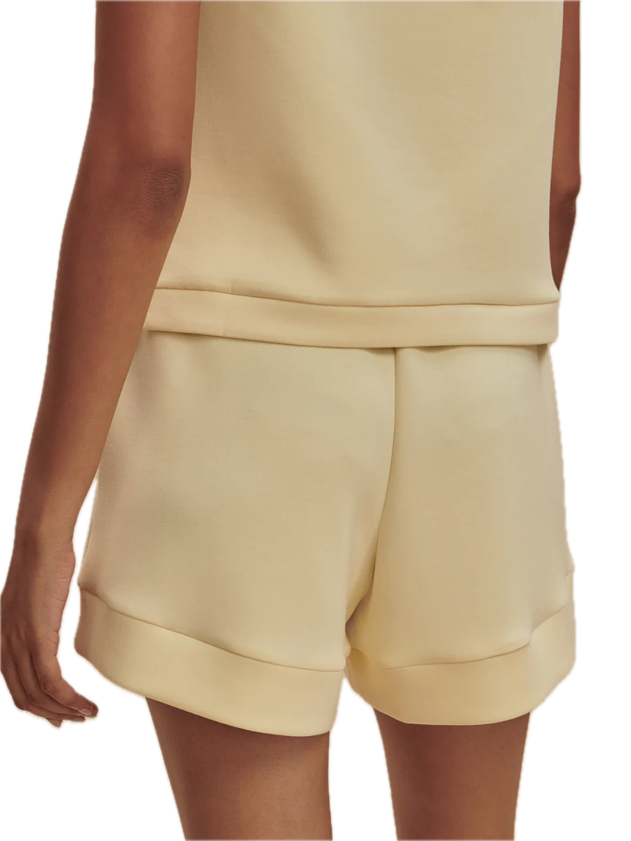 Atrium High-Rise Short 4.5