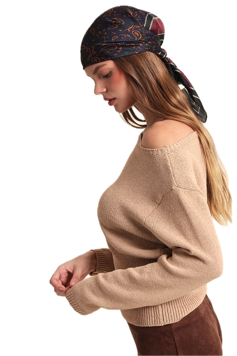 Fit-in Waistline One-Shoulder Knit Sweater